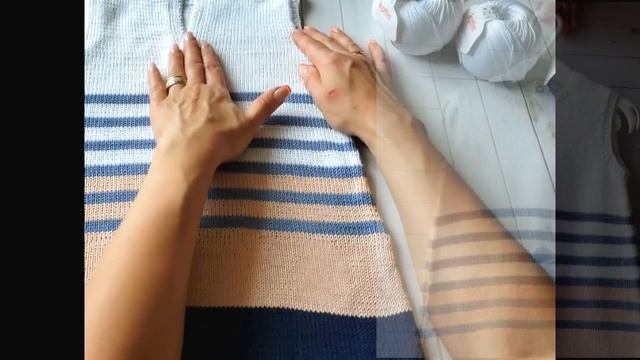 Платье для девочки. Спицы. смотреть онлайн