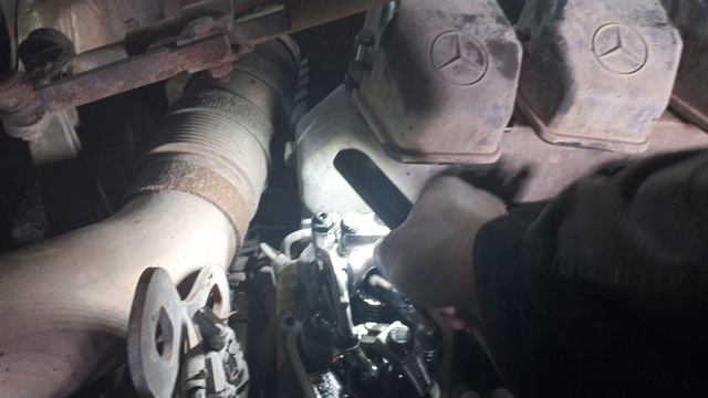 КамАЗ с мотором Мерседес. регулировка клапанов.