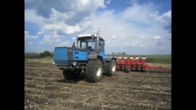 Farming Simulator 17 : ХТЗ-17221 и Т-150 смотреть онлайн