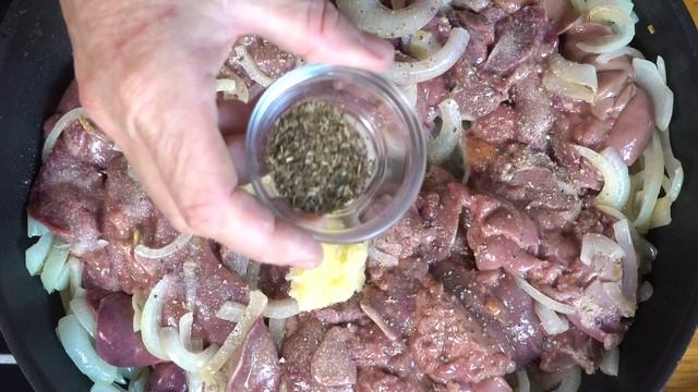 Мягкая и сочная КУРИНАЯ ПЕЧЕНЬ в сметане / Буквально тает во рту смотреть онлайн