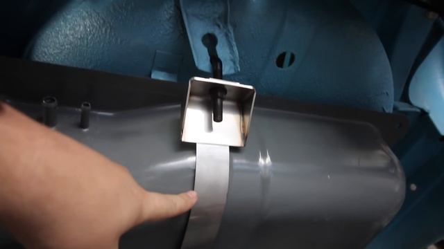 Datsun 240z Build - Episode 7 - 280Z Gas tank into a 240Z - Panchos Garage смотреть онлайн