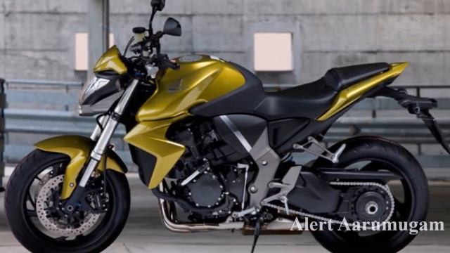 Honda CBR & R15 Bike - இல் வரும் R - க்கு அர்த்தம் என்ன தெரியுமா | Meaning Of R & RR In Bikes смотреть онлайн