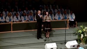 Тихо колени склоняю...