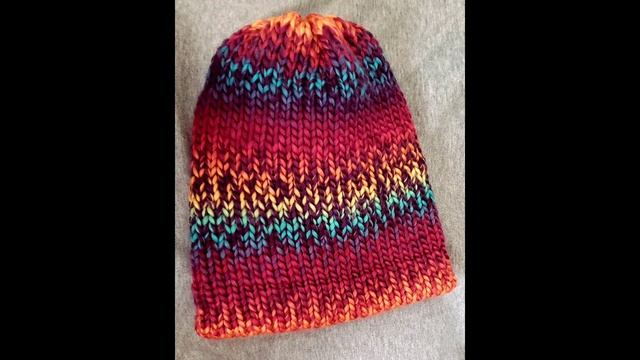 Reversible Knit Hats Video Short смотреть онлайн