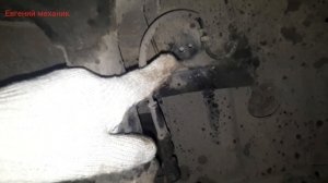 Как поменять передний правый тормозной шланг Хендай Туксон