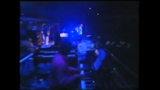 Sinead O'Connor: 'War' live at the Bob Dylan Tribute. смотреть онлайн