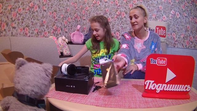 Сюрприз Бокс за 1 тысячу смотреть онлайн