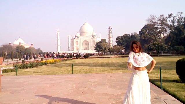 26 февраля 2017 г. Индия\ Агра\ Тадж Махал\ немного танцев