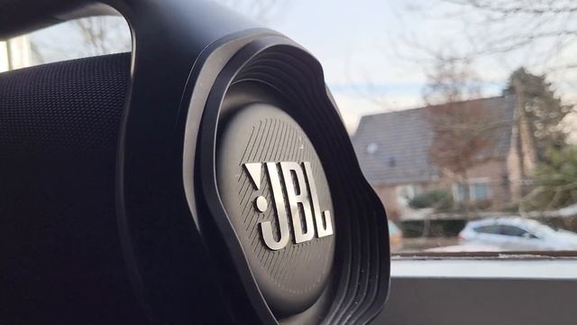 JBL BOOMBOX 2 BASS TEST! 70% VOLUME! смотреть онлайн