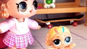 ВСЕ СЮРПРИЗЫ🎁 НА ДЕНЬ РОЖДЕНИЯ🥳 КУКЛЫ ЛОЛ! В детском садике ЛОЛ сюрприз, куклы мультики ДАРИНЕЛКА