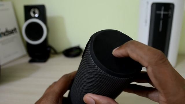 UE Boom 2 Unboxing & Sound Test смотреть онлайн