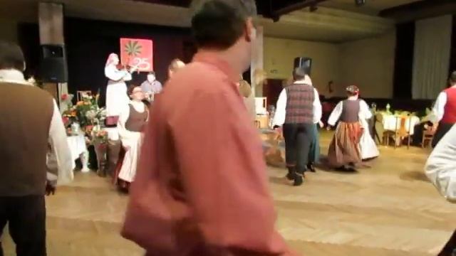 Юбилей ансамбля "Raskila" (Литва, Паневежис). Литовские танцы. смотреть онлайн