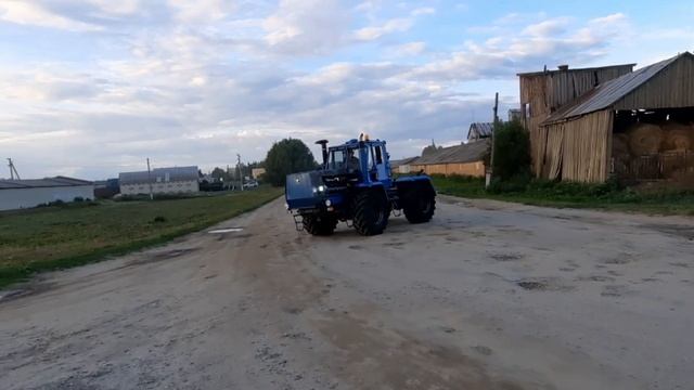 Хтз, для любителей погонять гусей!!! Смотреть в хорошем качестве. смотреть онлайн