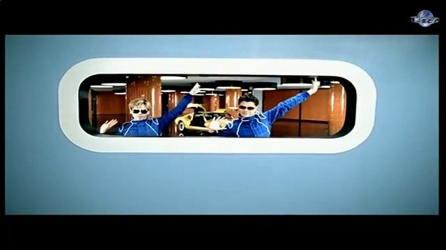 Руки вверх-ATC (песенка-Around The World) смотреть онлайн