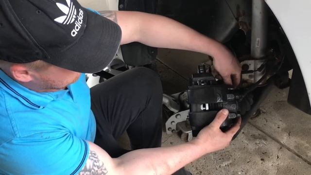 Ремонт подвески Ford Escape . Цена на запчасти в США . смотреть онлайн