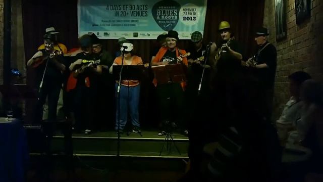 Happy Together - Bendigo Uke Muster at the Gold Dust Lounge 7 Nov 2013 смотреть онлайн