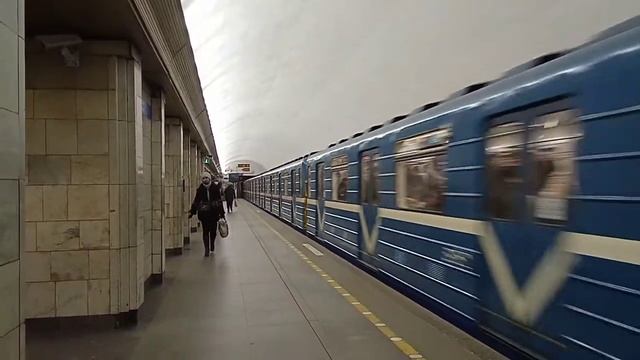 Отправление 81-717/714 5. от станции Сенная Площадь смотреть онлайн