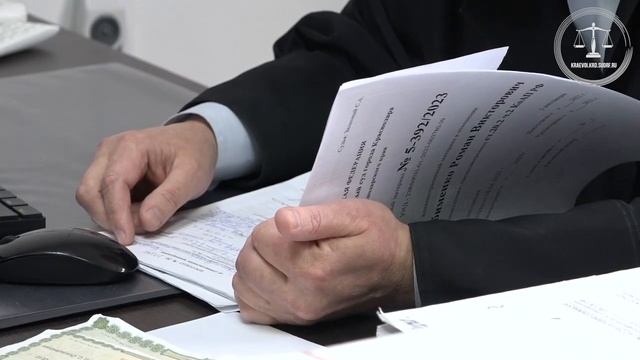 Стало известно, кто пригнал «машину шерифа» к администрации Краснодарского края смотреть онлайн