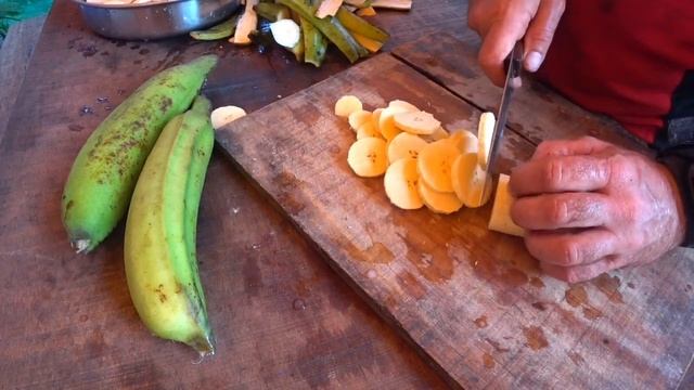 плантаны - овощные бананы, третий вид тропического "картофеля" смотреть онлайн