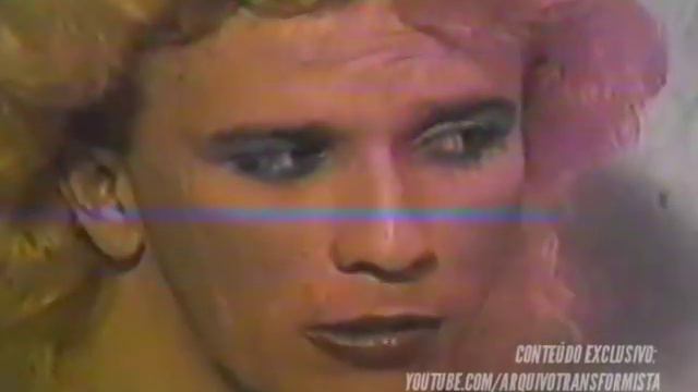 INACREDITÁVEL: Casa da Bartô | Aplicação de Silicone Industrial em Travestis | 1987 смотреть онлайн