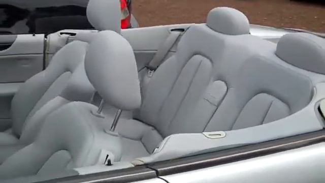 2003 Mercedes-Benz CLK320 Cabriolet смотреть онлайн
