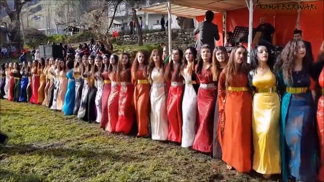 Курдские свадьбы Девушки курдской деревни смотреть онлайн