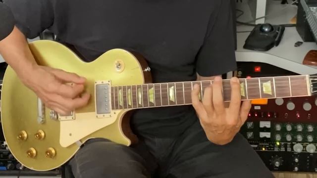 The Beatles - Back In The U.S.S.R LESSON by Mike Pachelli смотреть онлайн