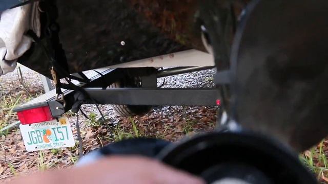 Bass Tracker OIl Change / Hour Meter / Lower Fluids смотреть онлайн