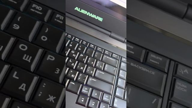 DELL ALIENWARE M17X CORE i7 471Q/8gb/120gb SSD/INTEL HD4600 + Radeon 6770/17.3” FULL HD IPS смотреть онлайн