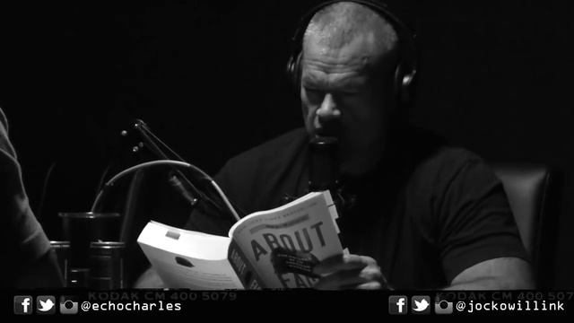 Jocko Podcast 250: Giving Up VS Holding On Just a Little Longer. Lessons Under Stress. "About Face" смотреть онлайн