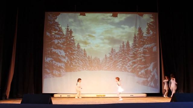 маленькие скакалка смотреть онлайн