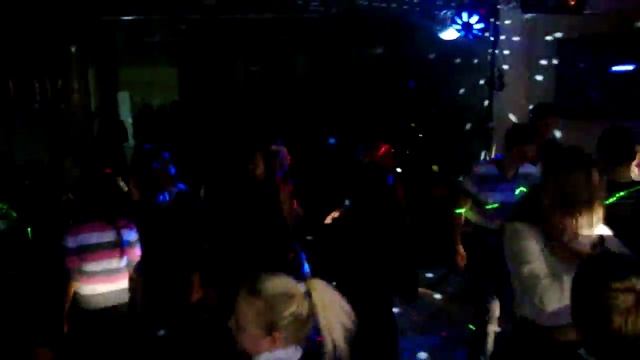 Дискотека в кафе "Мадагаскар" смотреть онлайн