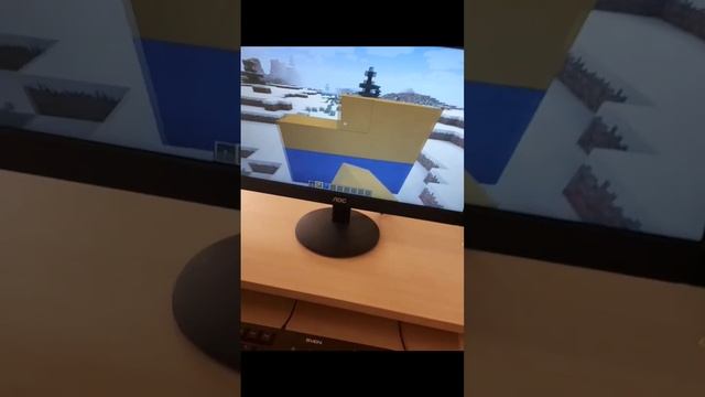 ТУПЫЕ ШКОЛЬНИКИ СКАЧАЛИ МАЙНКРАФТ НА ШКОЛЬНЫЙ ПК #minecraft смотреть онлайн