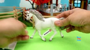 Schleich Horse Stall Playset - Toys Video