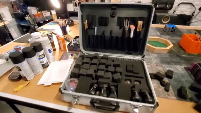 Warhammer 40k DIY miniature case on a budget - Part 3 смотреть онлайн