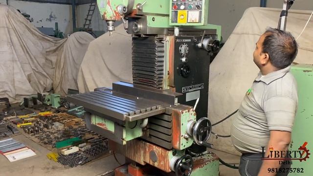 Tool Room Milling Machine - TOS FN 32 - with lots of Accessories смотреть онлайн