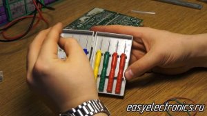 Как выпаять микросхему из платы иглой от шприца.