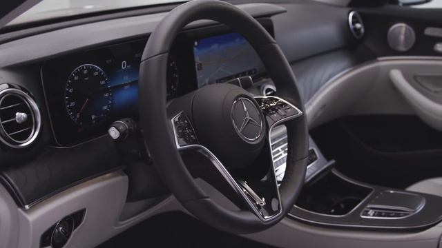 All-Terrain Wagon! 2021 Mercedes-Benz E450 REVIEW | MotorTrend Buyer's Guide смотреть онлайн
