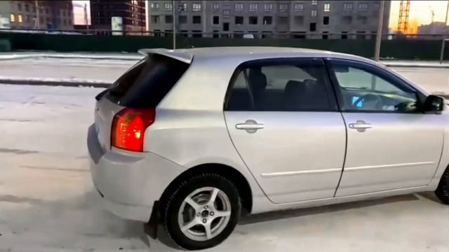 Toyota Corolla IX (E120, E130), 2002 смотреть онлайн