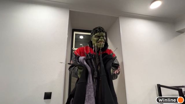 ХОЗЯЕВА ВЫБИРАЮТ СЕБЕ ВЕЩИ | ПЛОХОЙ ПАРЕНЬ ПАРАДЕЕВИЧ КОРЕШ КУЕРТОВ ФРЭЙМ ТАЙМЕР ВЫБИРАЮТ СЕБЕ ВЕЩИ смотреть онлайн