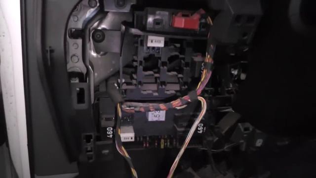 Volkswagen Caddy.Подключение магнитолы..mp4 смотреть онлайн