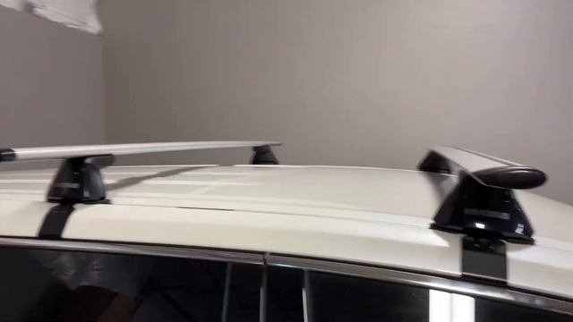 2014-2016 Toyota Highlander with Yakima BaseLine + JetStream Roof Rack Crossbars смотреть онлайн