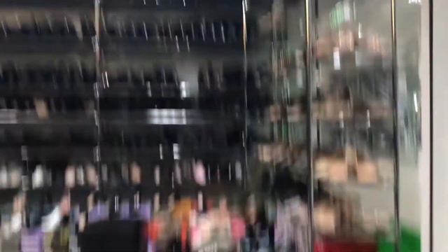 Level Up: Buying Winter Clothes in Kazakhstan смотреть онлайн