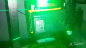 Как надо крепить лазерный уровень к потолку Pracmanu