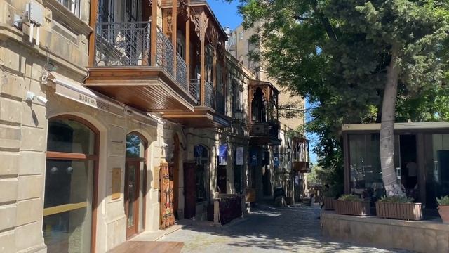 The BEST Places to Visit in BAKU - AZERBAIJAN Maiden Tower смотреть онлайн