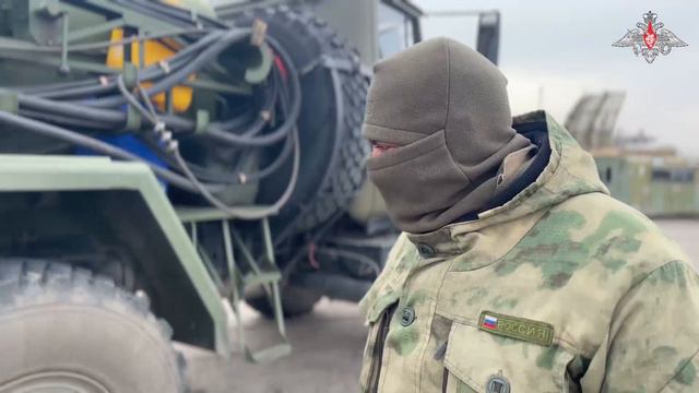 Старший водитель-электрик АПА-5Д