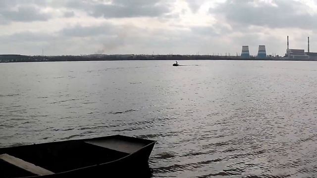 ЛОДКА ДРАГОН 320.МОТОР BRAIT 630 /4Л.С.спуск на воду по волне. смотреть онлайн