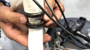 ЧТО ДЕЛАТЬ ЕСЛИ БОЛТАЕТСЯ РУЛЬ ? ВЕЛОСИПЕДА  |  ЛЮФТ, ЗАМЕНА ПОДШИПНИКА, ВЫРАВНИВАНИЕ РУЛЯ  |