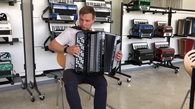 Обзор нового Weltmeister Romance в Клингентале на фабрике Weltmeister. смотреть онлайн