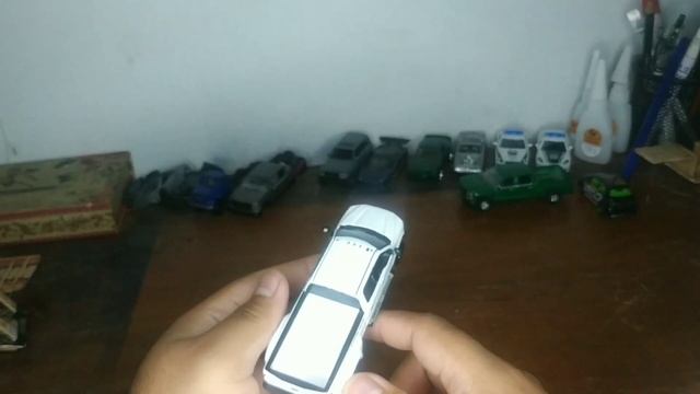 Greenlight - Ford F-350, Dually смотреть онлайн